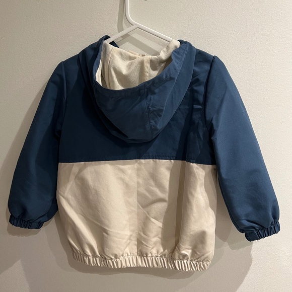 Old Navy Toddler Boy Lightweight Jacket - Picture 2 of 4